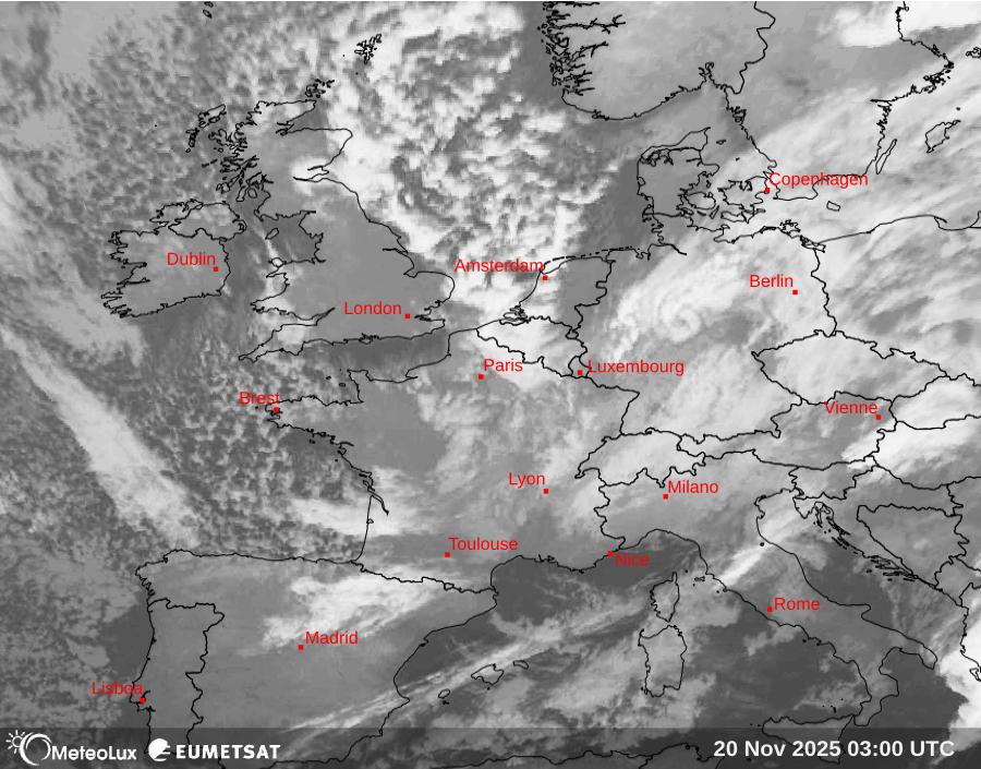 Wiedergabe von Satellitenbildern im Infrarotbereich
