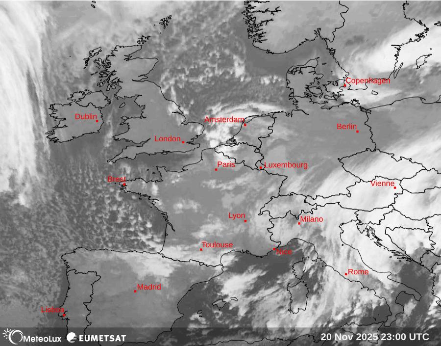 Wiedergabe von Satellitenbildern im Infrarotbereich