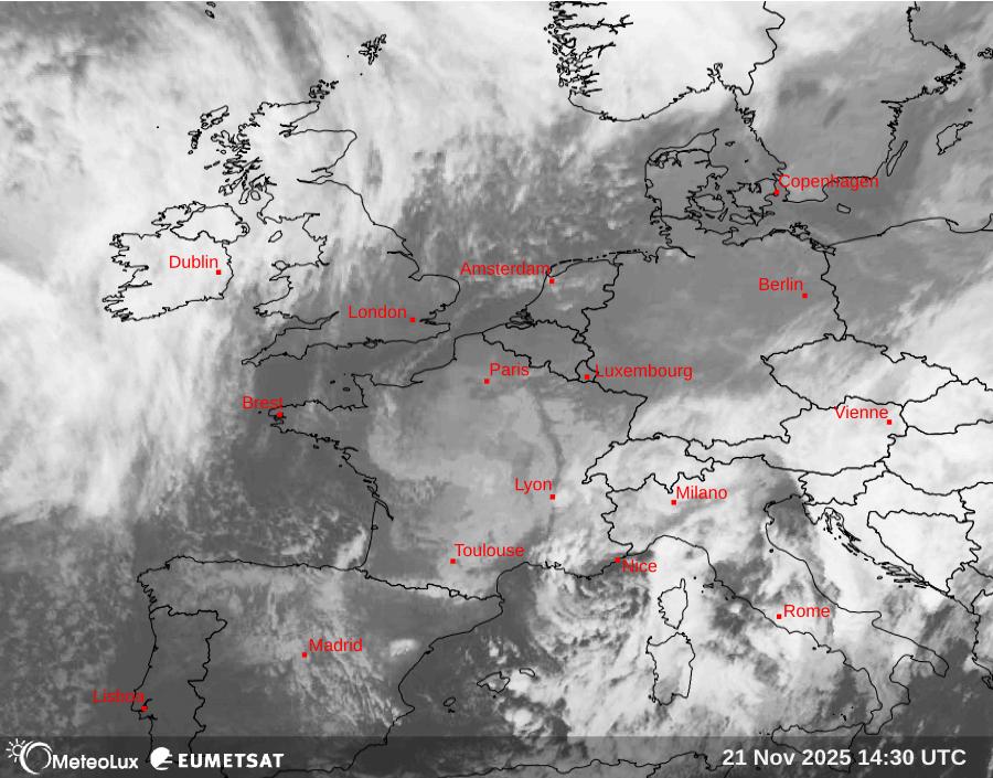 Wiedergabe von Satellitenbildern im Infrarotbereich