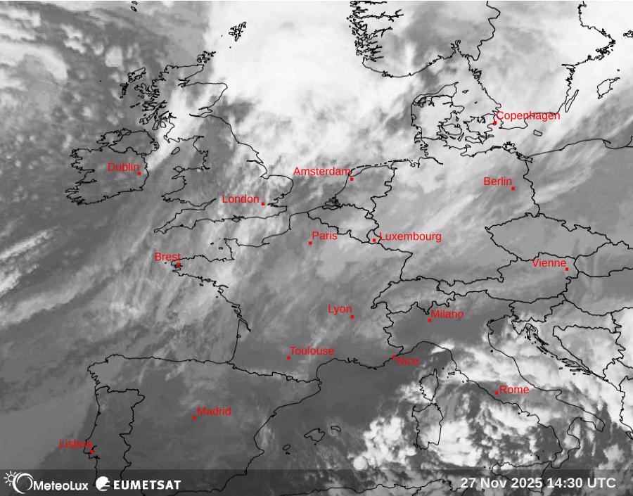 Wiedergabe von Satellitenbildern im Infrarotbereich