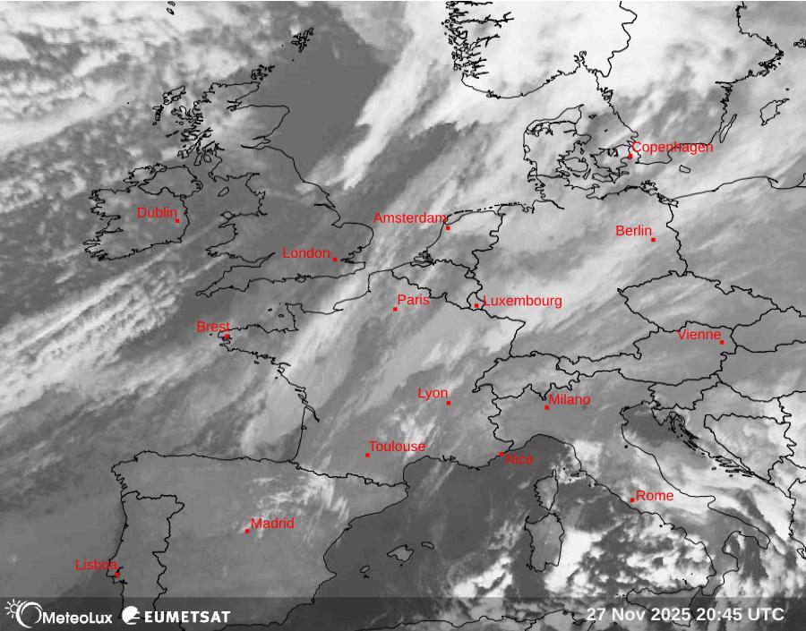 Wiedergabe von Satellitenbildern im Infrarotbereich