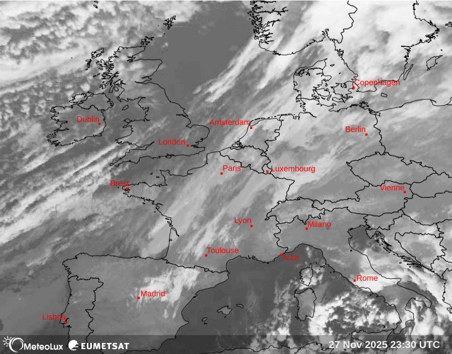 Wiedergabe von Satellitenbildern im Infrarotbereich