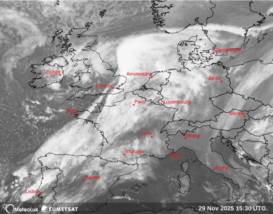 Wiedergabe von Satellitenbildern im Infrarotbereich