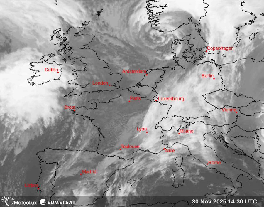 Wiedergabe von Satellitenbildern im Infrarotbereich