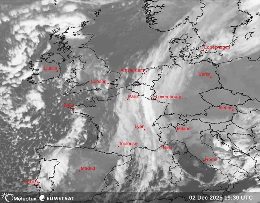 Wiedergabe von Satellitenbildern im Infrarotbereich