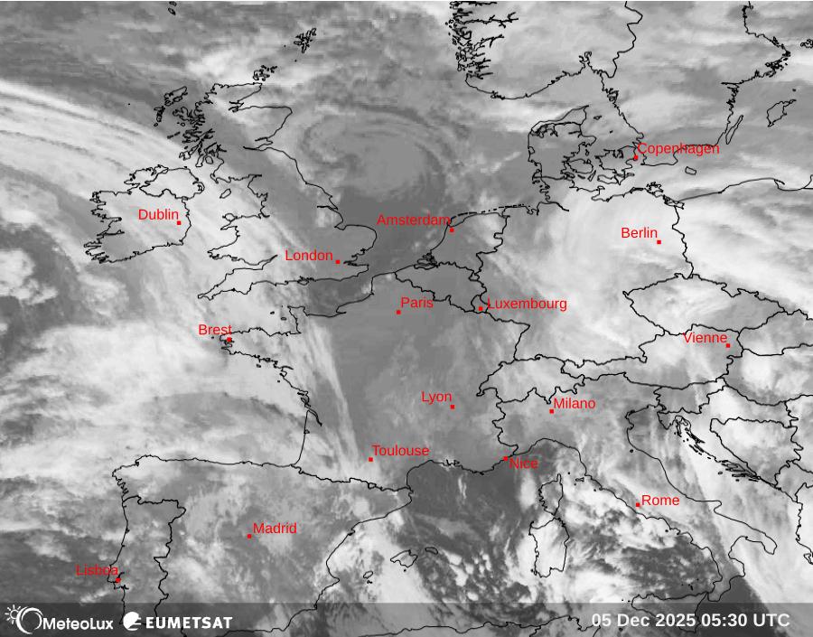 Wiedergabe von Satellitenbildern im Infrarotbereich