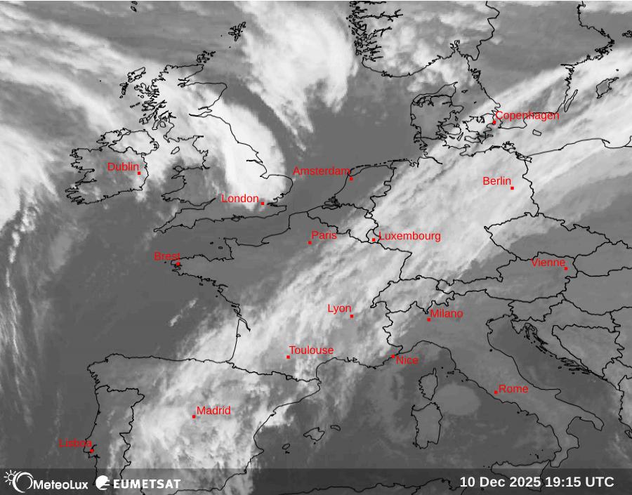 Wiedergabe von Satellitenbildern im Infrarotbereich