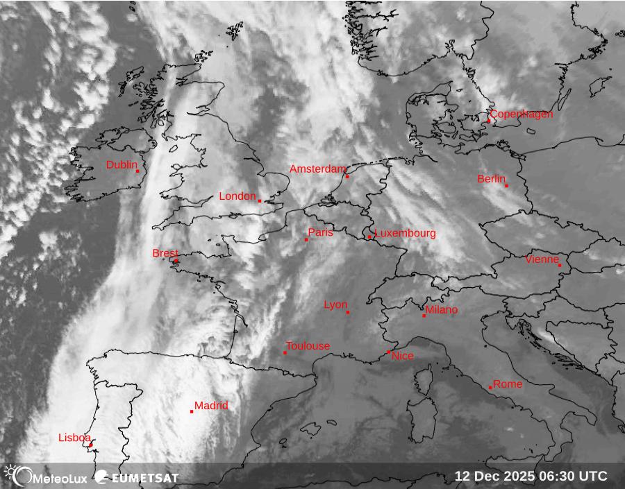 Wiedergabe von Satellitenbildern im Infrarotbereich