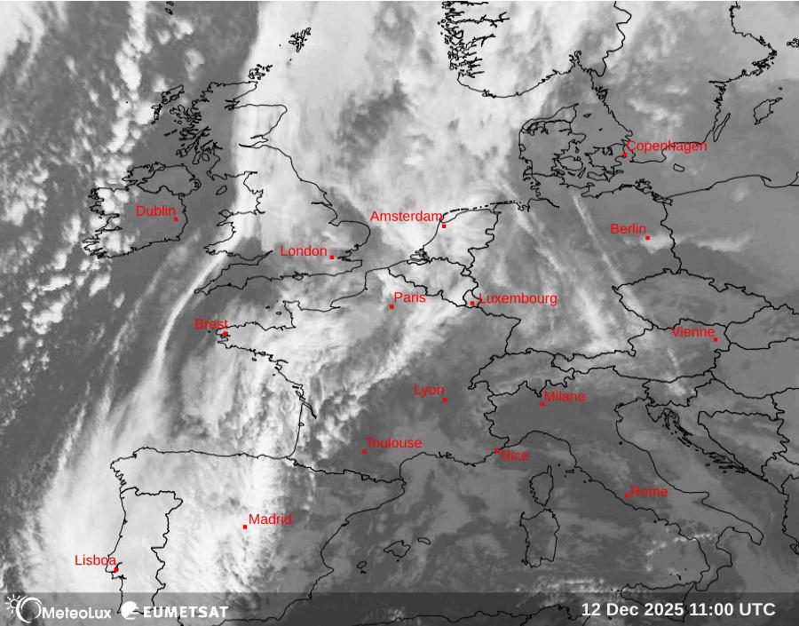 Wiedergabe von Satellitenbildern im Infrarotbereich
