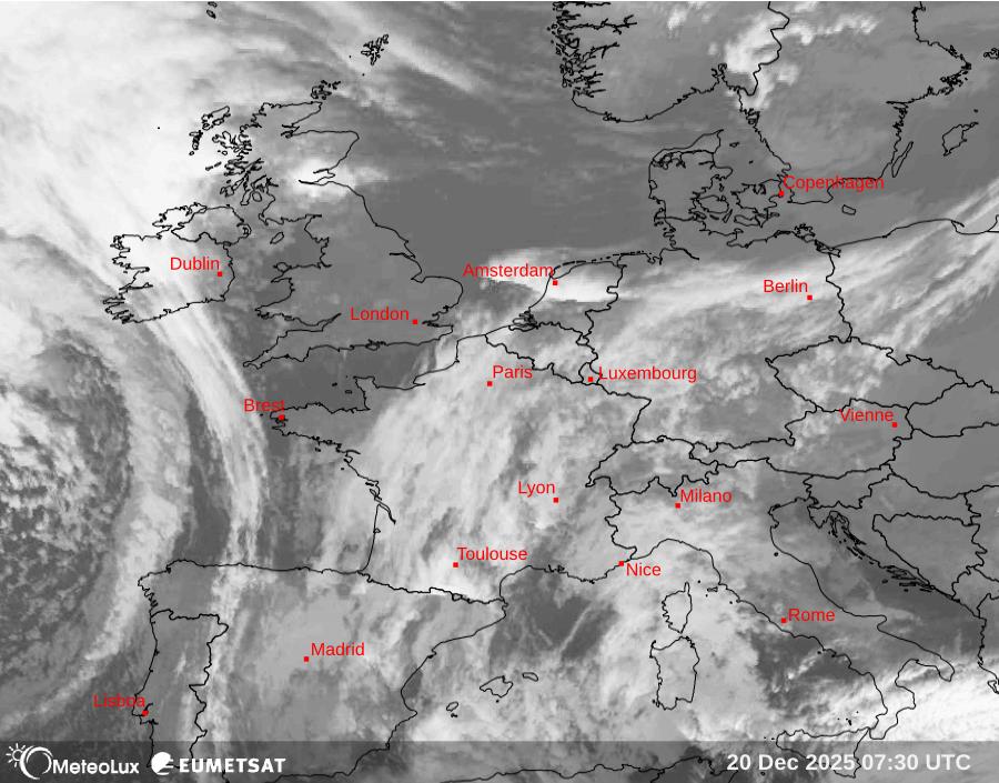 Wiedergabe von Satellitenbildern im Infrarotbereich