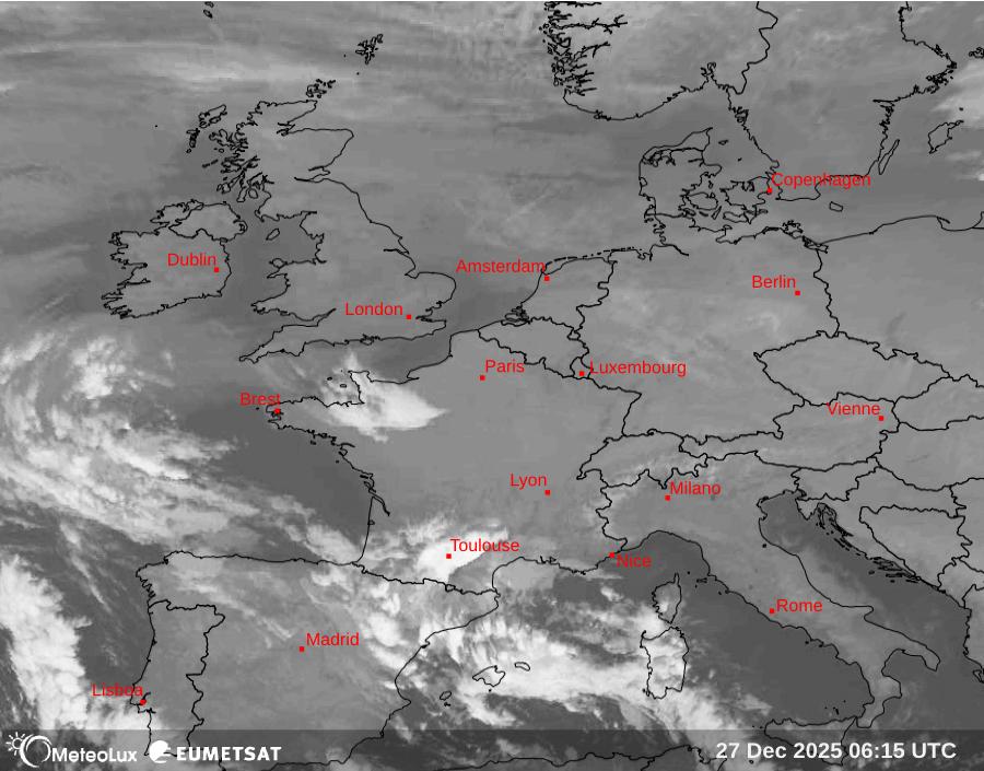 Wiedergabe von Satellitenbildern im Infrarotbereich