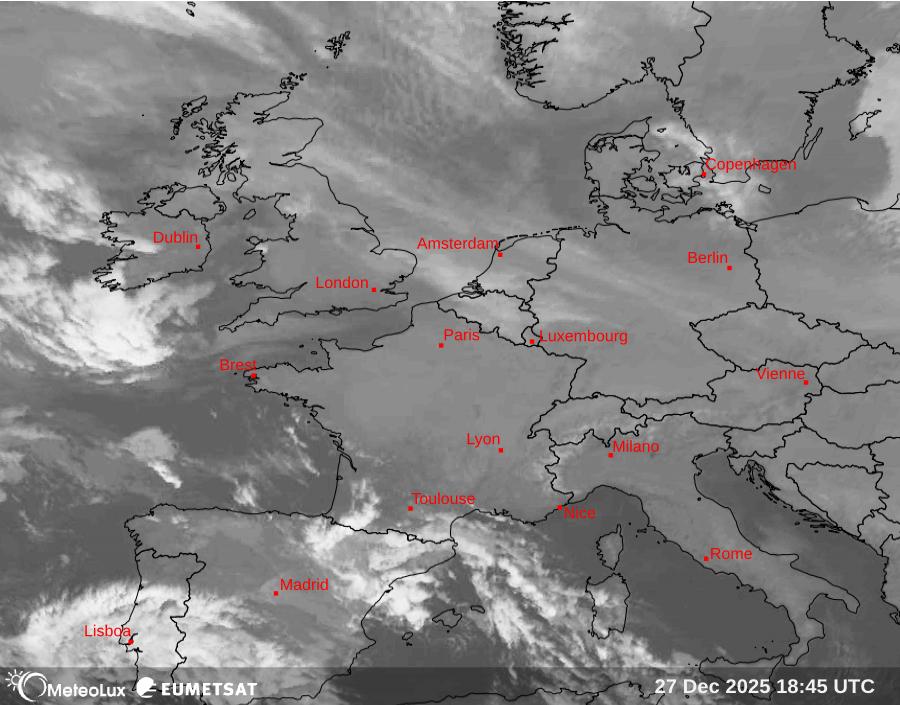 Wiedergabe von Satellitenbildern im Infrarotbereich
