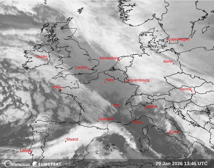 Wiedergabe von Satellitenbildern im Infrarotbereich