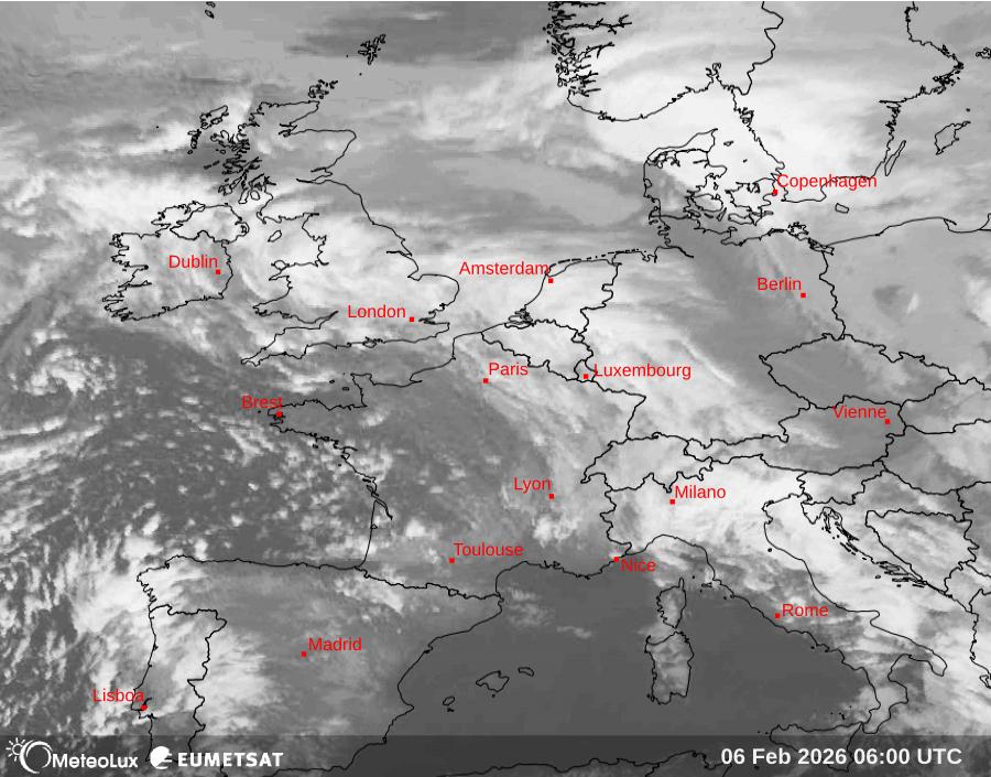 Wiedergabe von Satellitenbildern im Infrarotbereich