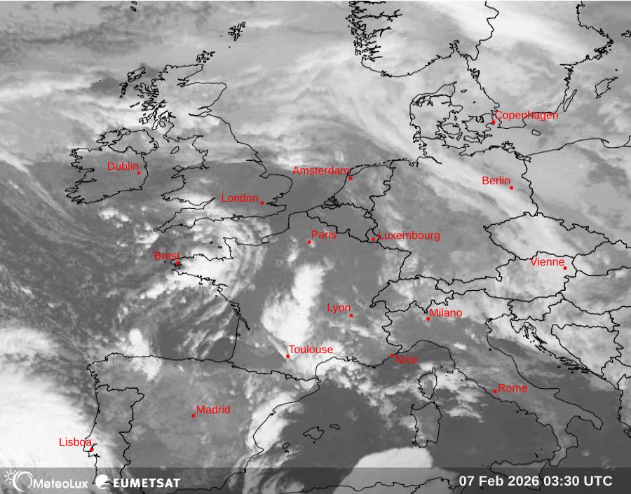 Wiedergabe von Satellitenbildern im Infrarotbereich