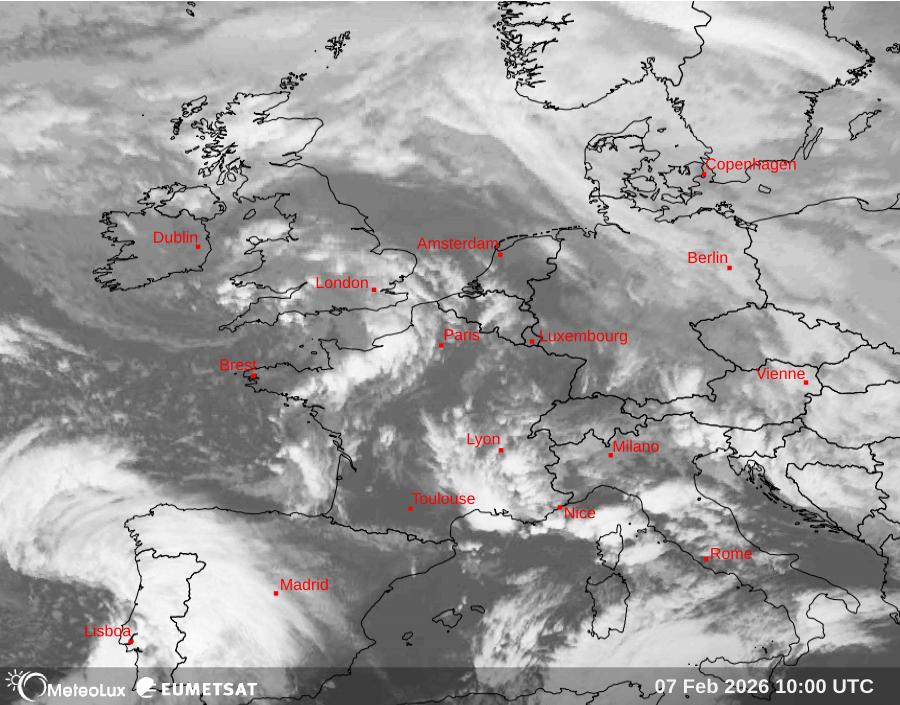 Wiedergabe von Satellitenbildern im Infrarotbereich