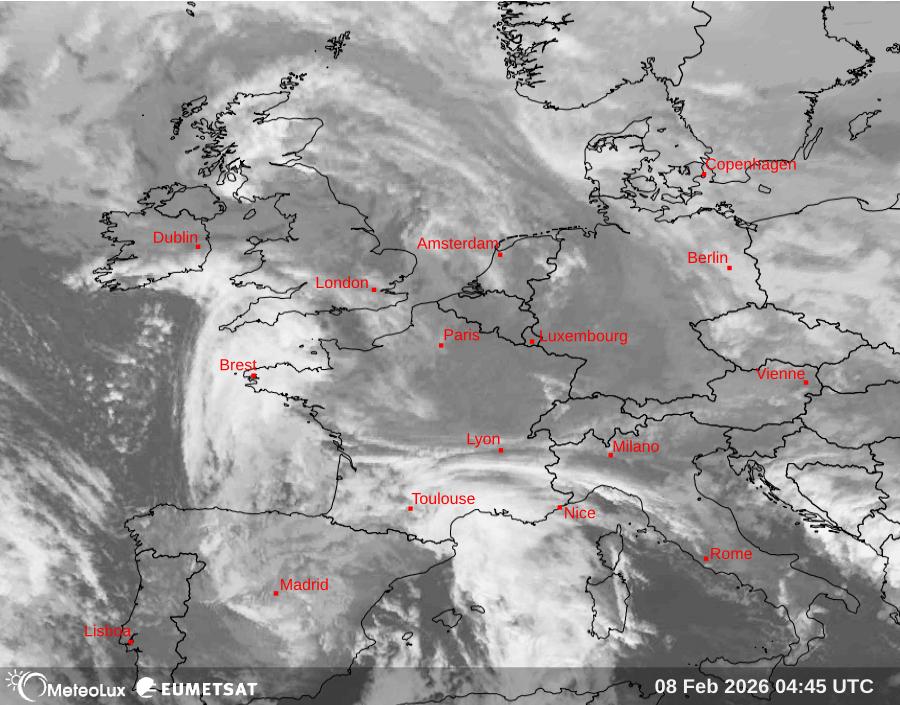 Wiedergabe von Satellitenbildern im Infrarotbereich