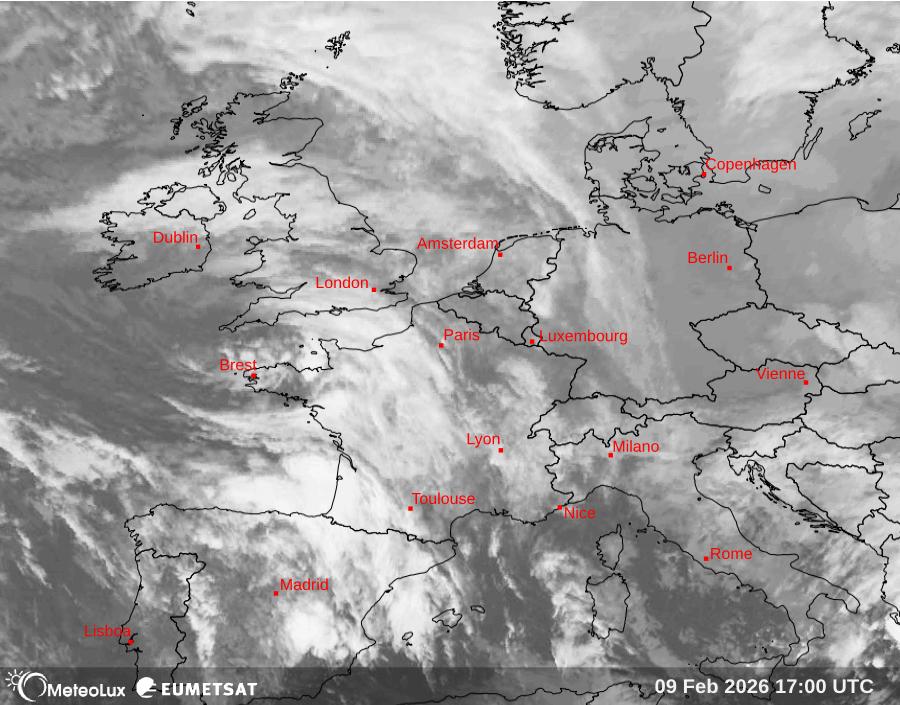 Wiedergabe von Satellitenbildern im Infrarotbereich