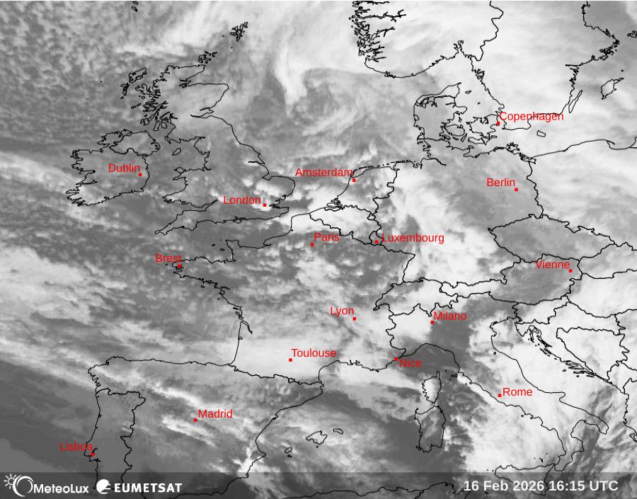 Wiedergabe von Satellitenbildern im Infrarotbereich