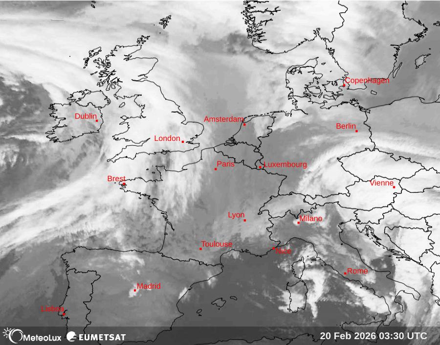 Wiedergabe von Satellitenbildern im Infrarotbereich