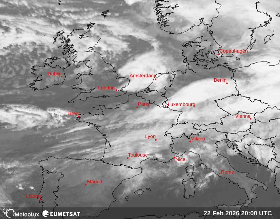 Wiedergabe von Satellitenbildern im Infrarotbereich