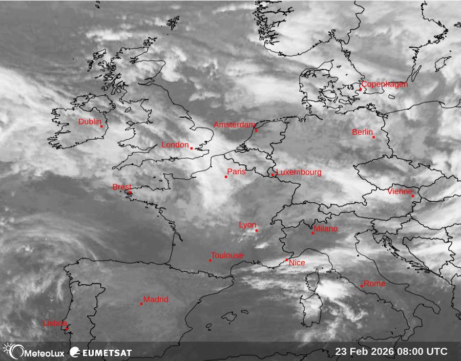 Wiedergabe von Satellitenbildern im Infrarotbereich