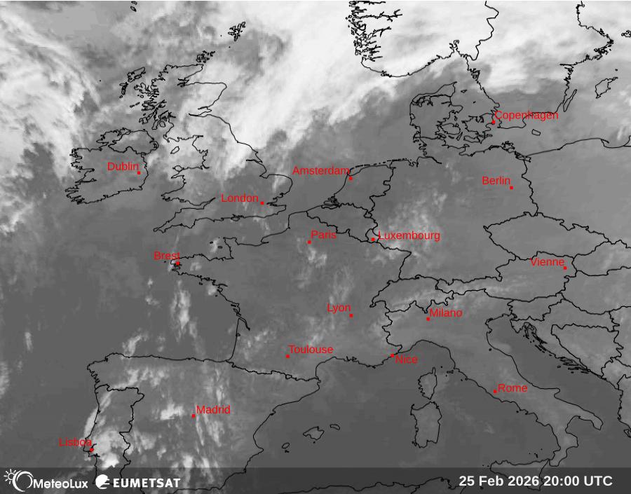 Wiedergabe von Satellitenbildern im Infrarotbereich