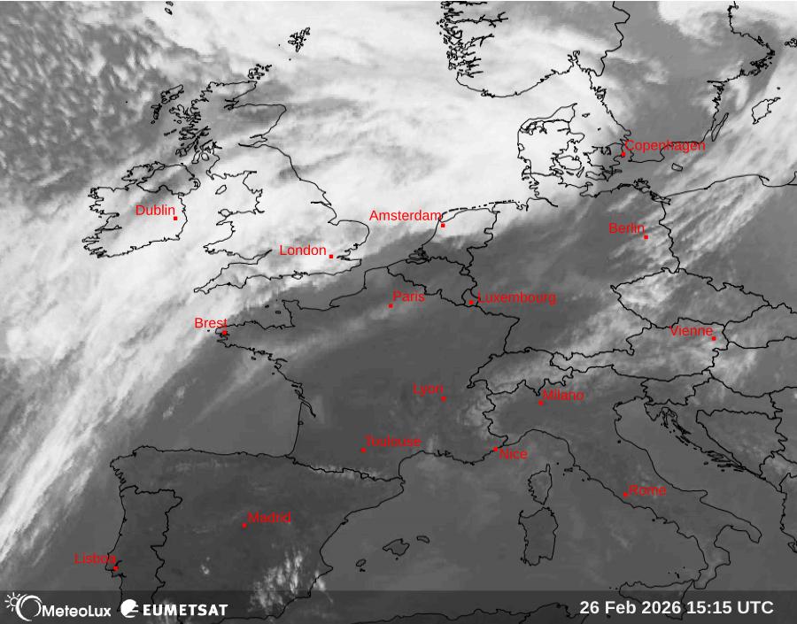 Wiedergabe von Satellitenbildern im Infrarotbereich