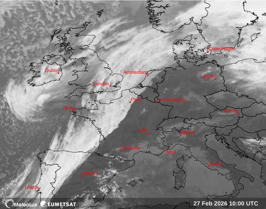 Wiedergabe von Satellitenbildern im Infrarotbereich