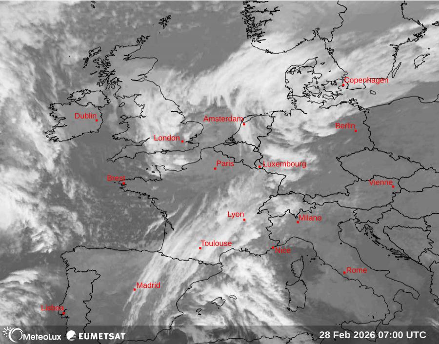 Wiedergabe von Satellitenbildern im Infrarotbereich