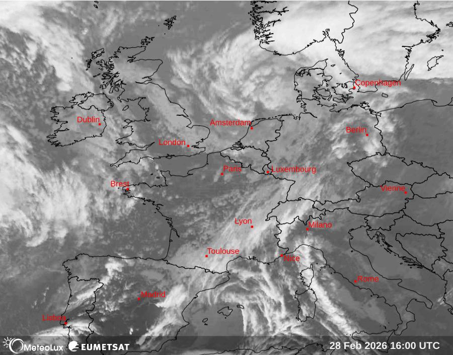 Wiedergabe von Satellitenbildern im Infrarotbereich