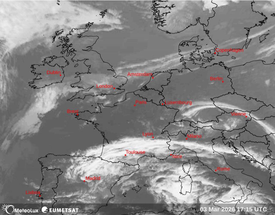 Wiedergabe von Satellitenbildern im Infrarotbereich
