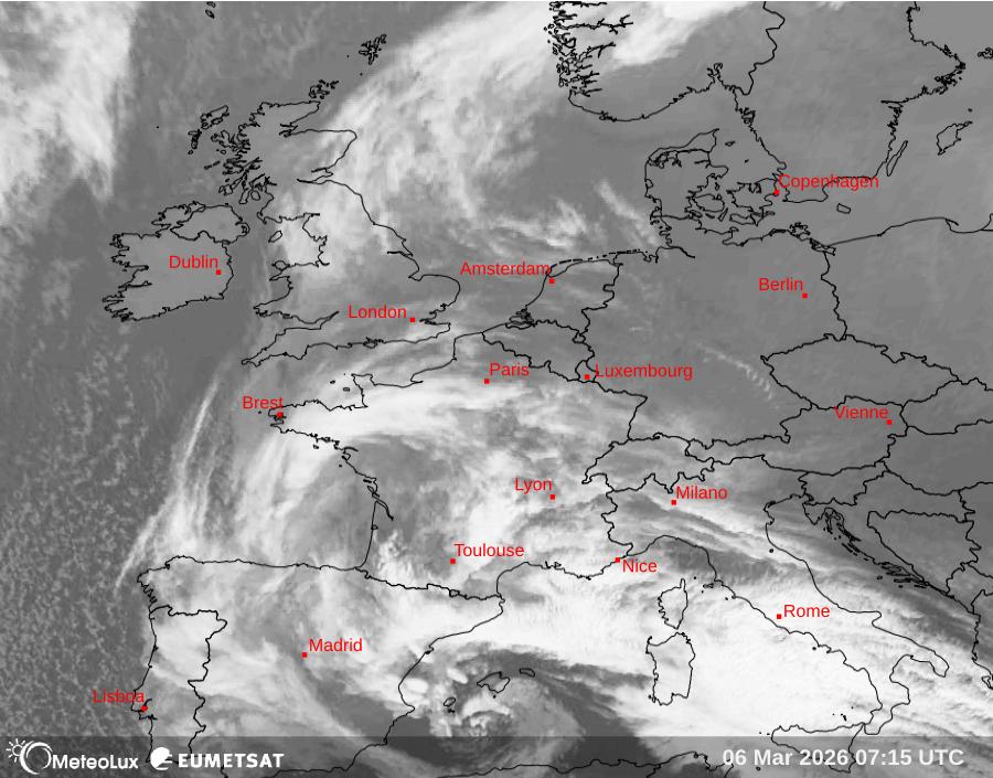 Wiedergabe von Satellitenbildern im Infrarotbereich