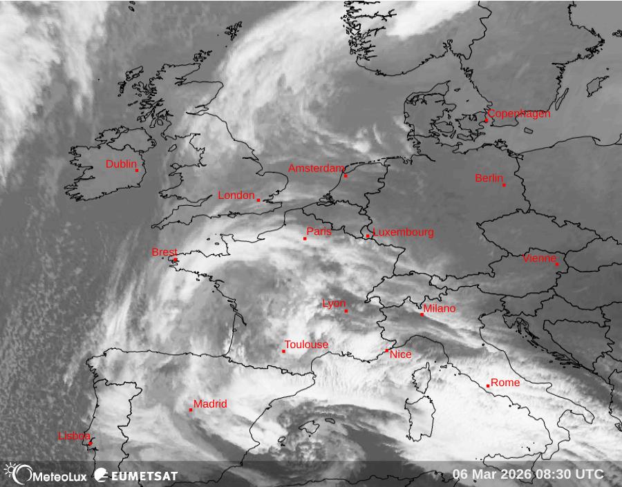 Wiedergabe von Satellitenbildern im Infrarotbereich