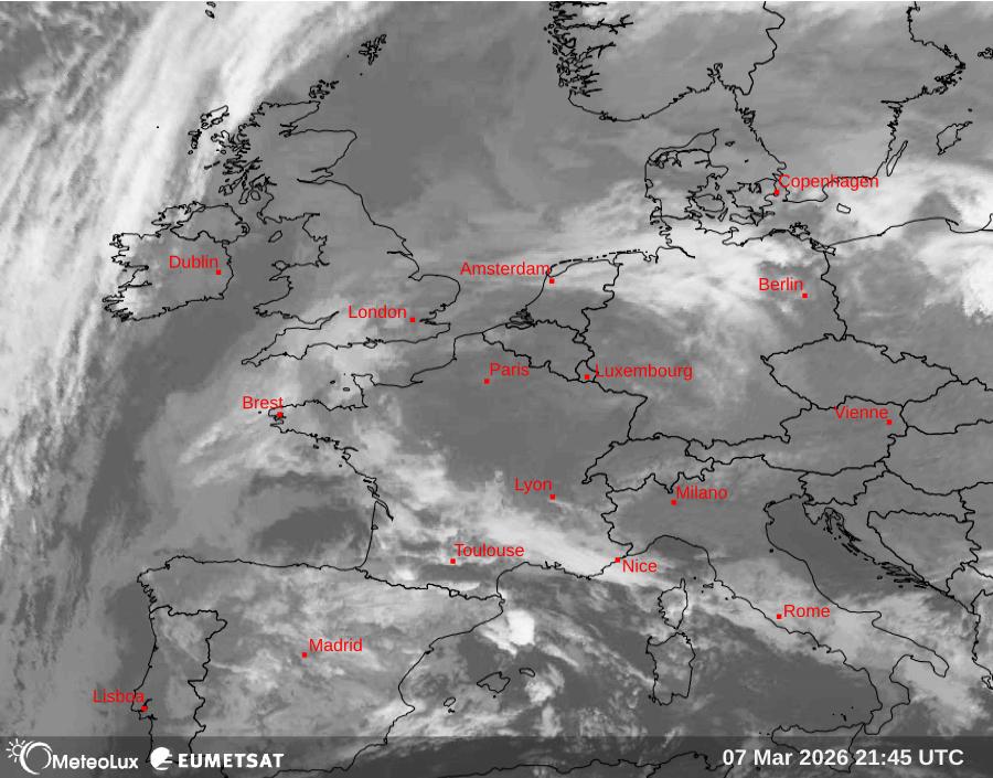 Wiedergabe von Satellitenbildern im Infrarotbereich