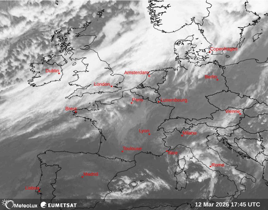 Wiedergabe von Satellitenbildern im Infrarotbereich