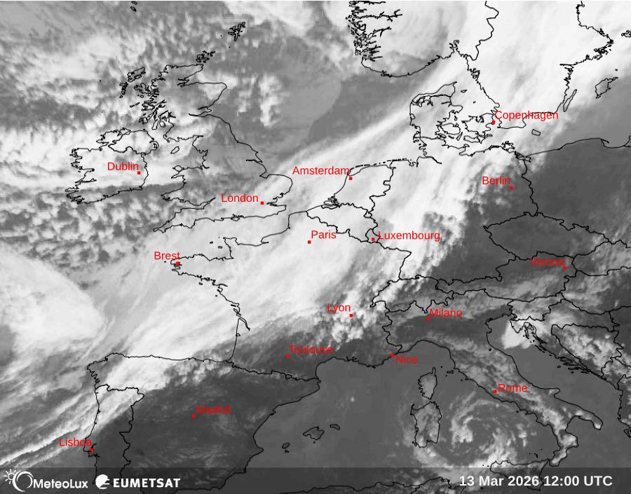 Wiedergabe von Satellitenbildern im Infrarotbereich
