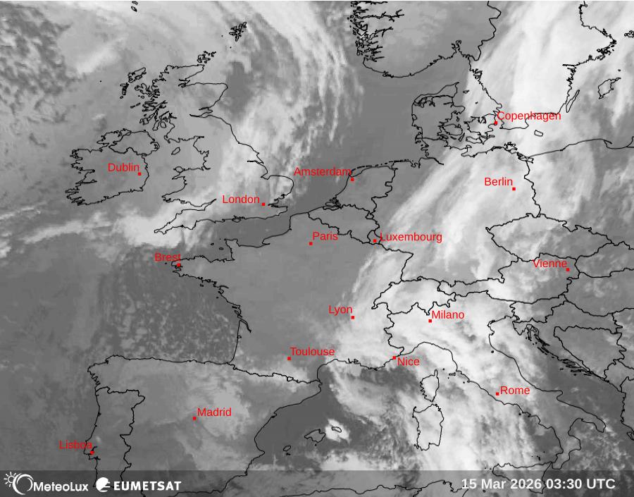 Wiedergabe von Satellitenbildern im Infrarotbereich