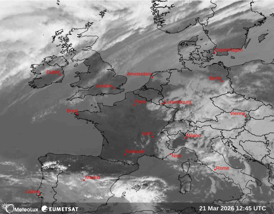 Wiedergabe von Satellitenbildern im Infrarotbereich