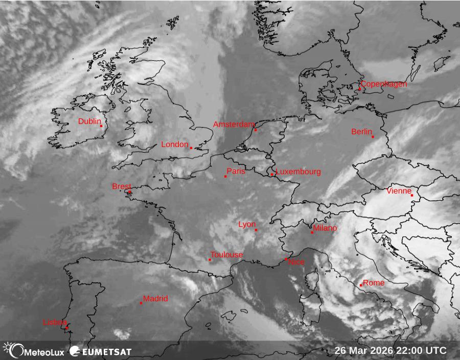 Wiedergabe von Satellitenbildern im Infrarotbereich