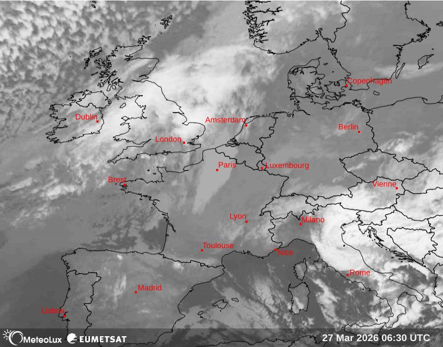 Wiedergabe von Satellitenbildern im Infrarotbereich