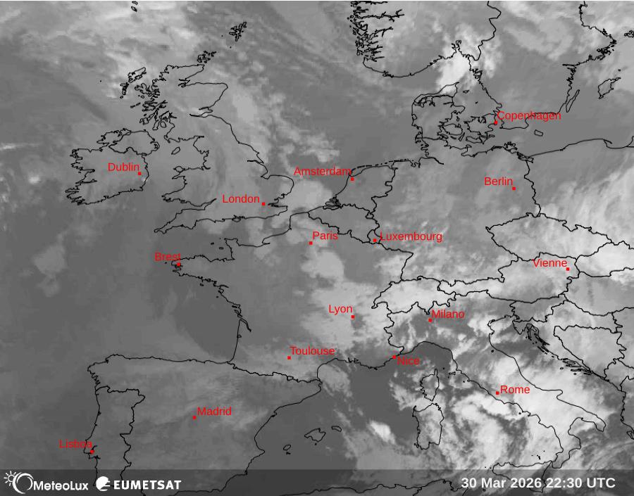 Wiedergabe von Satellitenbildern im Infrarotbereich