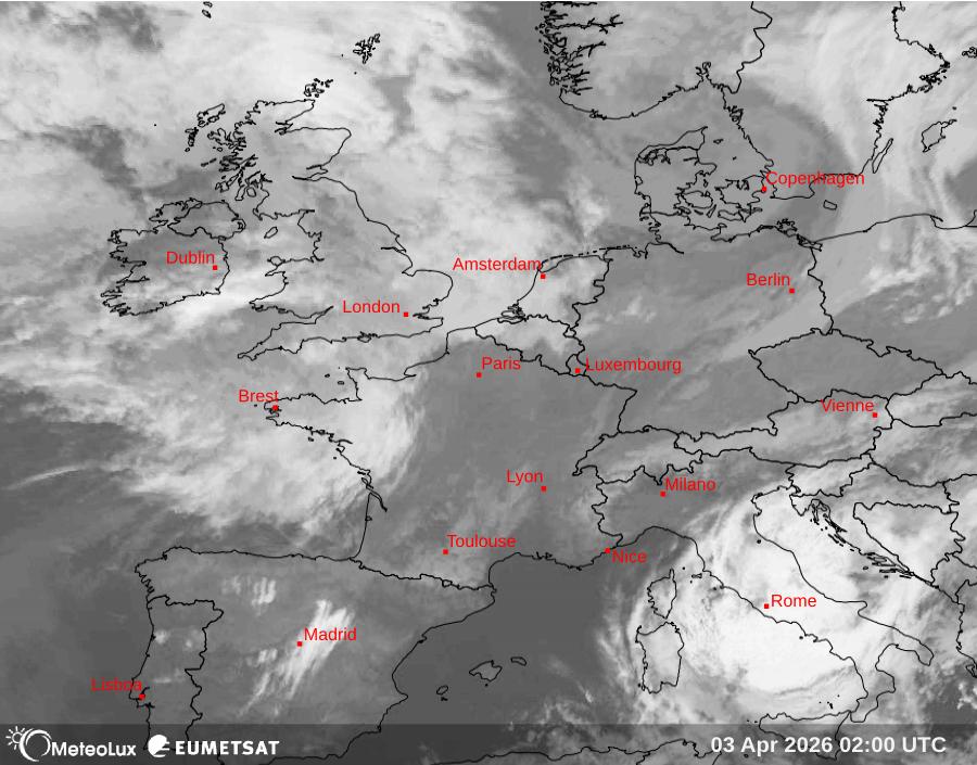 Wiedergabe von Satellitenbildern im Infrarotbereich