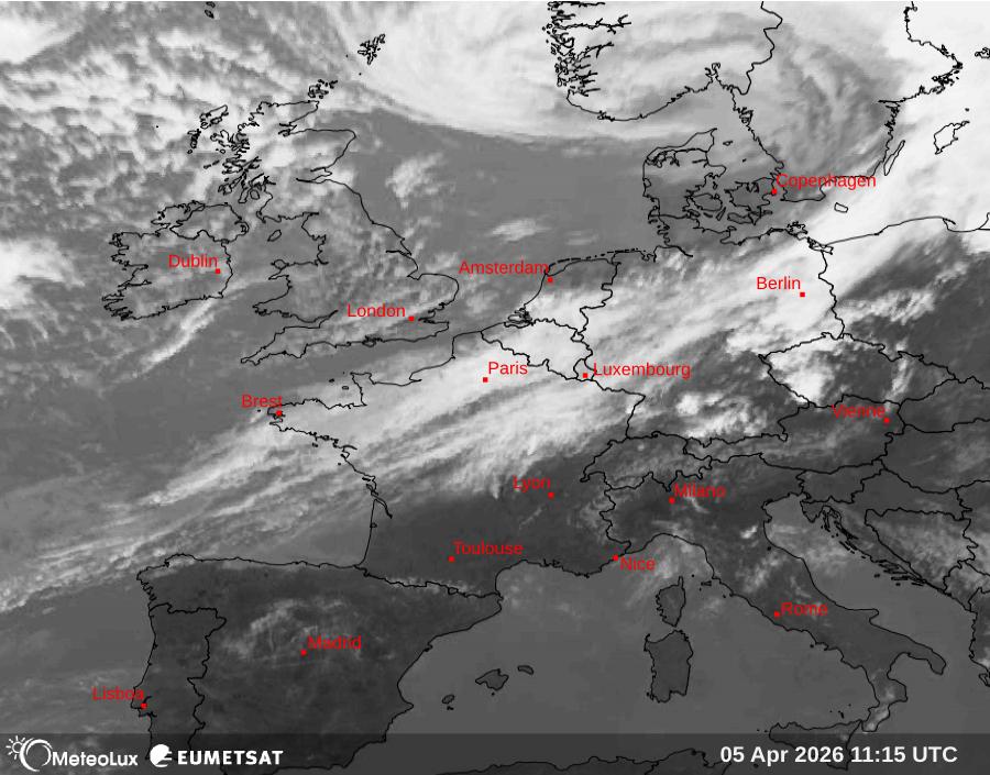Wiedergabe von Satellitenbildern im Infrarotbereich