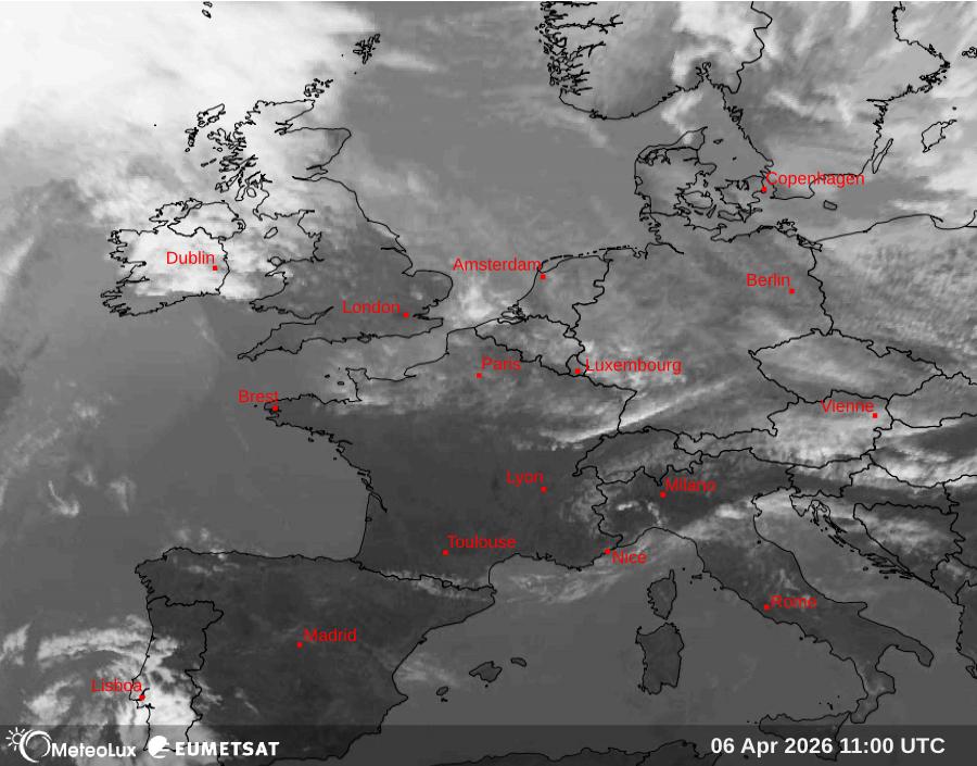 Wiedergabe von Satellitenbildern im Infrarotbereich