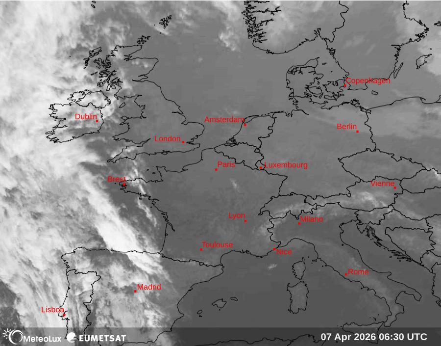 Wiedergabe von Satellitenbildern im Infrarotbereich