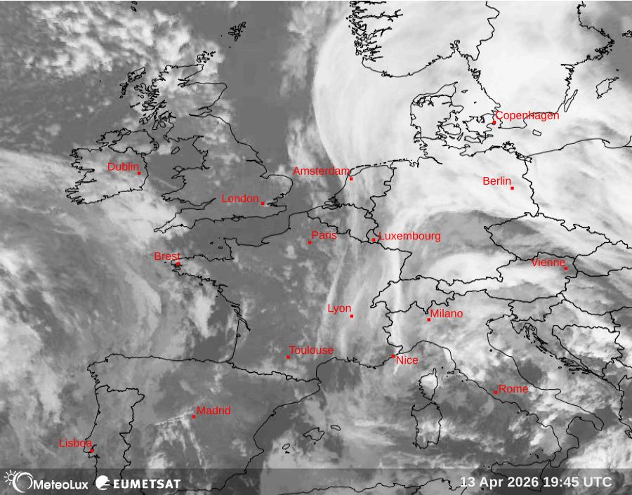Wiedergabe von Satellitenbildern im Infrarotbereich
