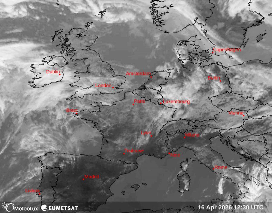 Wiedergabe von Satellitenbildern im Infrarotbereich
