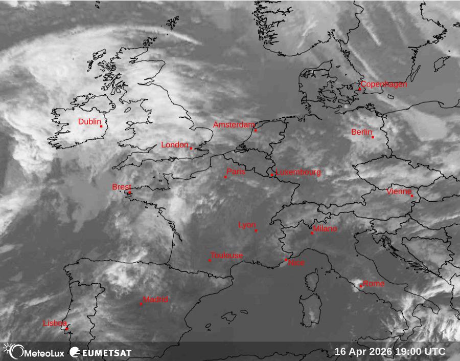 Wiedergabe von Satellitenbildern im Infrarotbereich
