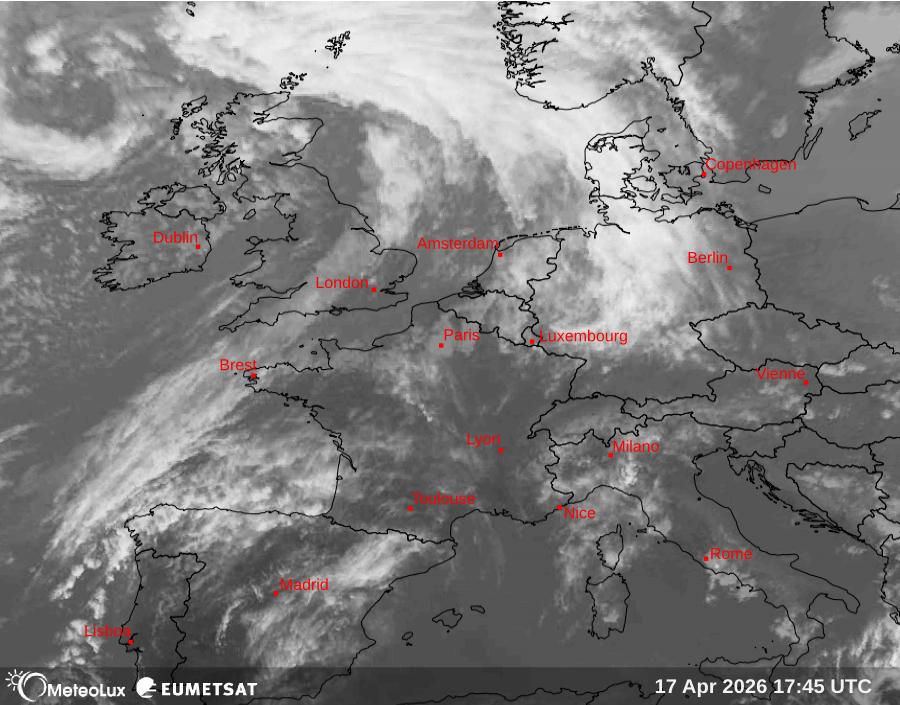 Wiedergabe von Satellitenbildern im Infrarotbereich
